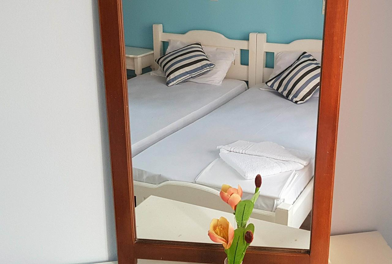 Ilios Apartments Poros Town Bagian luar foto