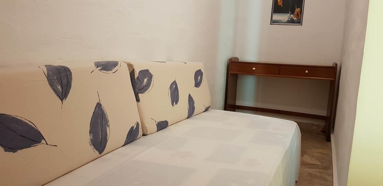 Ilios Apartments Poros Town Bagian luar foto