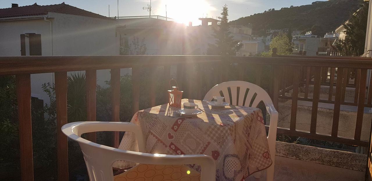 Ilios Apartments Poros Town Bagian luar foto